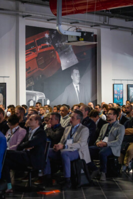 fotografo evento aziendale Museo Lamborghini Spettatori