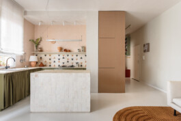 fotografo interni bologna interior design cucina dai toni pastello 