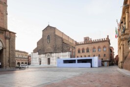 fotografo bologna piazza maggiore installazione 