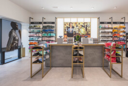 fotografo bologna interni profumerie Douglas