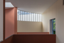 Architettura moderna Bologna, finestra a nastro Padiglione Esprit Nouveau 